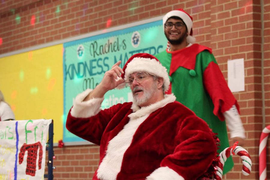 Warriors Spread Hope for the Holidays
